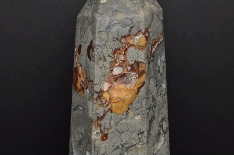 * JASPIS IBIS MADAGASKAR WIEŻA OBELISK ZJAWISKOWY WZÓR NATURALNY OKAZ NR 1*