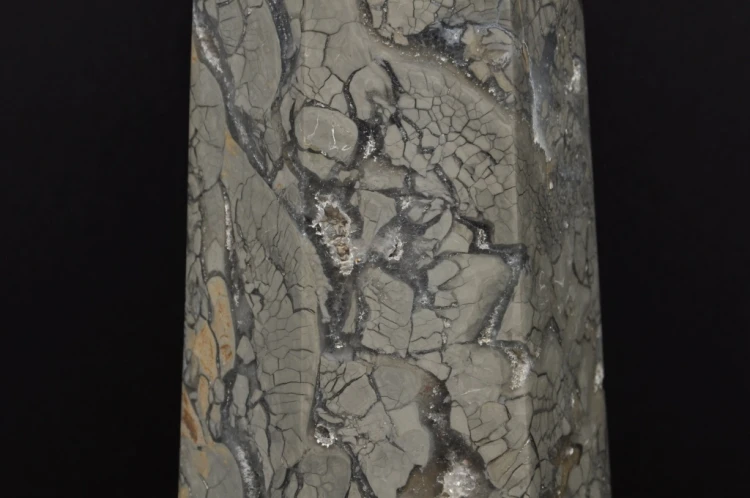 * JASPIS IBIS MADAGASKAR WIEŻA OBELISK ZJAWISKOWY WZÓR NATURALNY OKAZ NR 1*