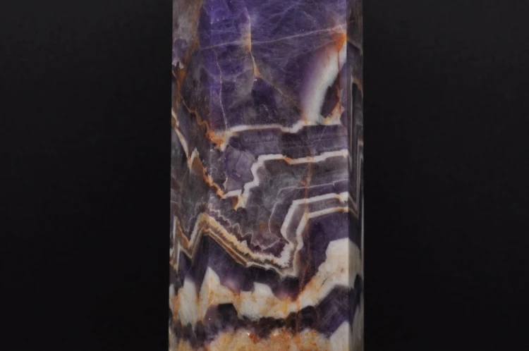 * AMETYST SZEWRON CHEVRON OBELISK WIEŻA PIĘKNY PRZEKRÓJ FIOLETOWY OKAZ 7 *