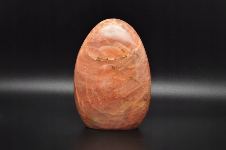 * KAMIEŃ SŁONECZNY MADAGASKAR PRZEPIĘKNY STOJĄCY MINERAŁ NATURALNY NR 4 *