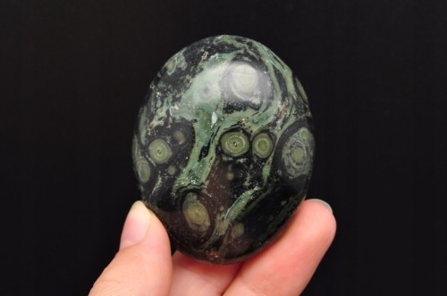 * JASPIS KAMBABA DO MASAŻU MINERAŁ PALM STONE EGZOTYCZNY JASPIS NR FJK05 *
