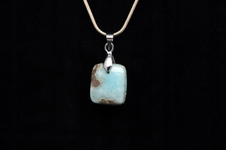* LARIMAR DOMINIKANA UROKLIWA ZAWIESZKA KWADRAT UNIKATOWY KAMIEŃ NR 1 *