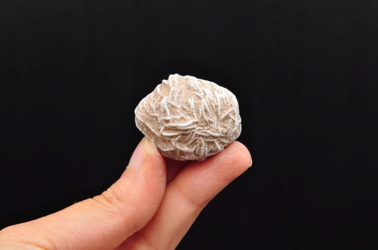 * RÓŻA PUSTYNI MEKSYK RÓŻA PIASKOWA PIĘKNY NATURALNY MINERAŁ NR 6 *