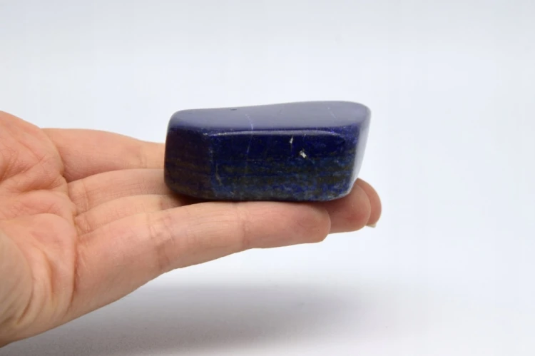 * LAPIS LAZULI AFGANISTAN UROKLIWY KAMIEŃ ZŁOTE DROBINKI PIRYTU NR 12 *