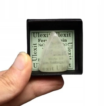 * ULEKSYT KAMIEŃ TELEWIZYJNY USA NIETYPOWY OKAZ W PUDEŁKU NR 2 *