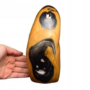 * JASPIS MADAGASKAR INTERESUJĄCY STOJĄCY OKAZ 1,7 KG PIĘKNA DEKORACJA NR 1