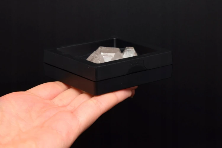 * KWARC W STYLU HERKIMER MAROKO WYJĄTKOWY DUŻY KRYSZTAŁ W RAMCE 3D NR 1 *