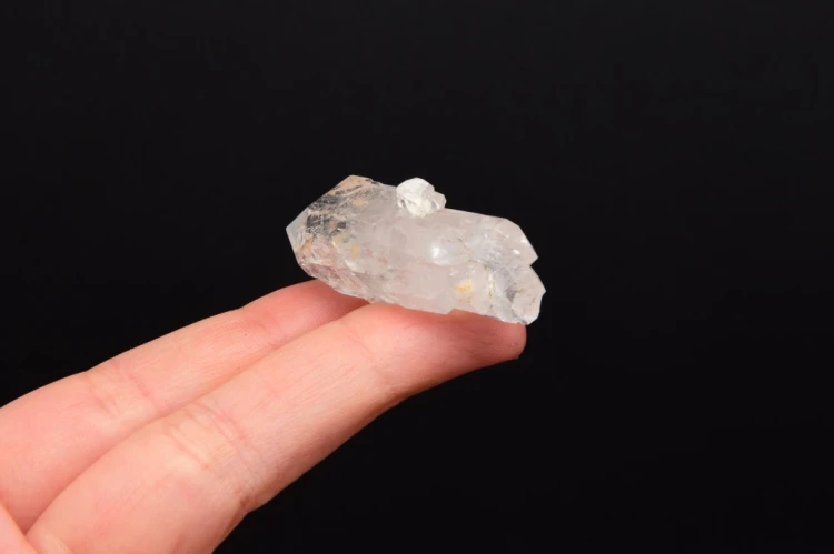 * KWARC W STYLU HERKIMER MAROKO PRZEPIĘKNY SUROWY KRYSZTAŁ W RAMCE 3D NR 2