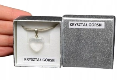 * KRYSZTAŁ GÓRSKI CUDOWNA MAŁA ZAWIESZKA SERCE NA SZNURKU W PUDEŁKU NR 32 *