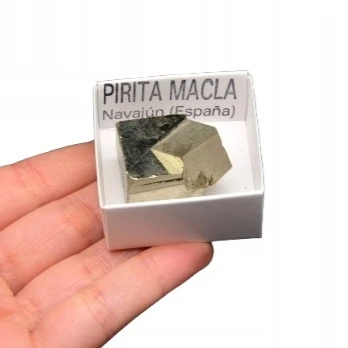 * KOSTKA PIRYTU HISZPANIA ŚLICZNY OKAZ BARDZO DOBRA JAKOŚĆ NR 10 *