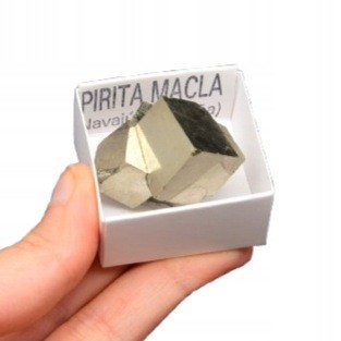 * KOSTKA PIRYTU HISZPANIA WYJĄTKOWY MINERAŁ ŚWIETNY KSZTAŁT NR 4 *