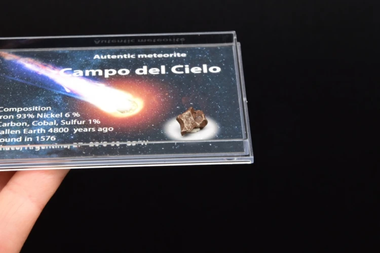* METEORYT CAMPO DEL CIELO W ZAMYKANYM PUDEŁKU AUTENTYCZNY OKAZ NR 10 *