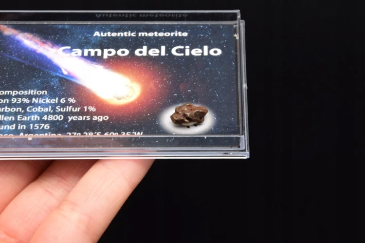 * METEORYT CAMPO DEL CIELO W PUDEŁKU Z LUPĄ ORYGINALNY OKAZ NR 3 *