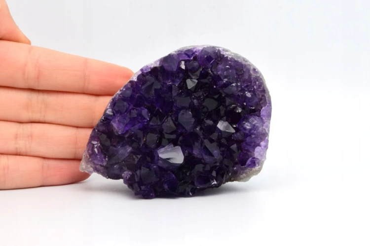 * AMETYST SZCZOTKA URUGWAJ ŚLICZNE KRYSZTAŁY PIĘKNY MINERAŁ NR 5 *