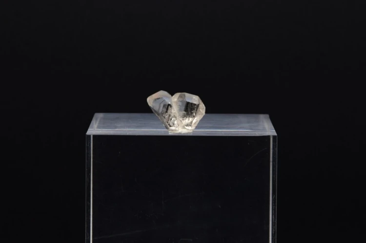 * KWARC W STYLU HERKIMER MAROKO CZYSTY NATURALNY MINERAŁ NR 9 *