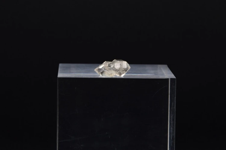 * KWARC W STYLU HERKIMER MAROKO CZYSTY NATURALNY MINERAŁ NR 9 *