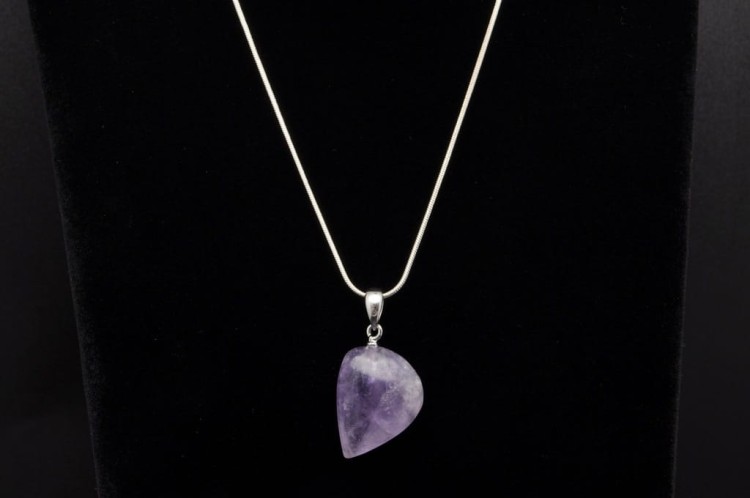 * AMETYST BRAZYLIA CUDOWNA ZAWIESZKA FIOLETOWY MINERAŁ NR 17 *