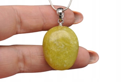 * OPAL ZIELONY POLEROWANA ZAWIESZKA JASNY KOLOR ZIELONY MINERAŁ NR 21 *