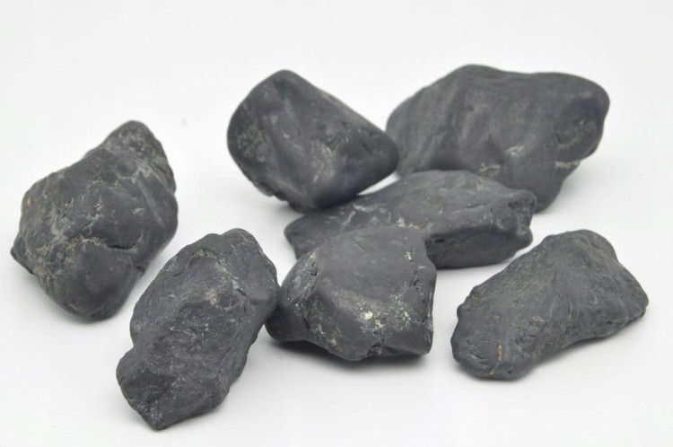 * SZUNGIT ROSJA 250G W WORECZKU RÓŻNEJ WIELKOŚCI MINERAŁY *